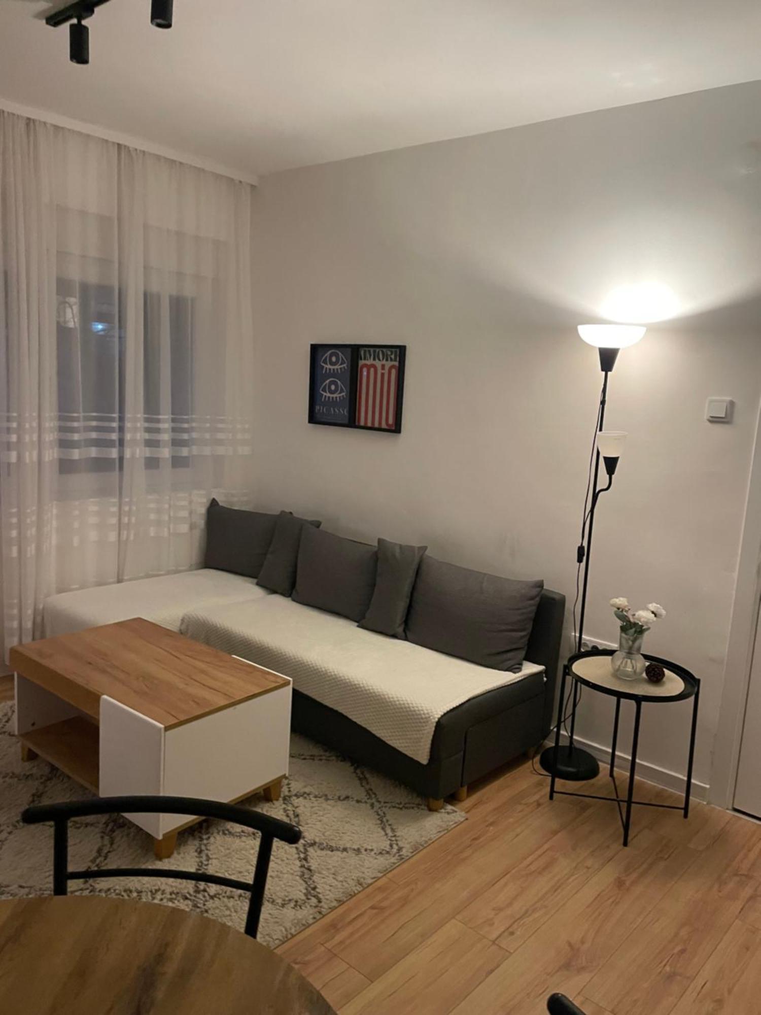Urban Oasis Apartment Sajmiste Kültér fotó