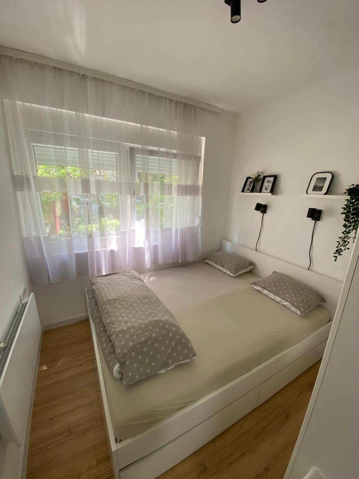 Urban Oasis Apartment Sajmiste Kültér fotó
